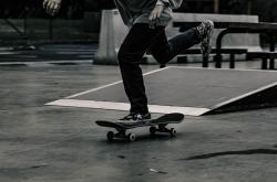 开云体育平台APP-这是一个非常具有戏剧性和冲击力的主题。在现实逻辑中，美国与英格兰的足球对决本就充满历史与文化的错位感，而2026世界杯作为美加墨联合举办的大赛，主场之利更是为美国大胜英格兰提供了合理的叙事土壤