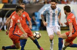 开云体育-比利时爆冷智利，阿奎罗送出助攻