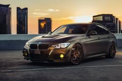 开云体育app-当公牛撞翻快船，武切维奇用一场数学失衡的表演，书写了中锋时代的逆流宣言