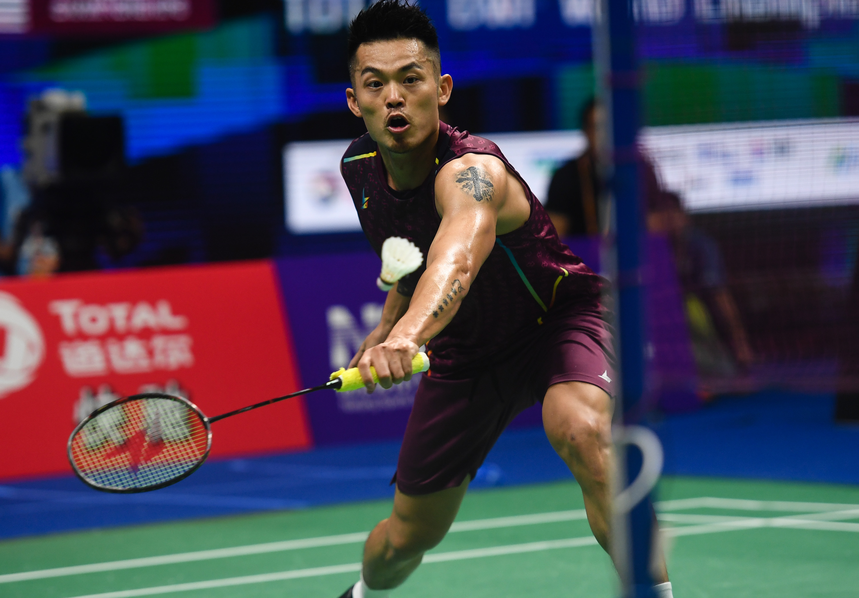 泰国羽毛球队横扫丹麦羽毛球队，林丹高光表现