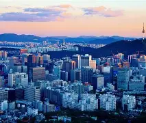 韩国羽毛球队力克马来西亚羽毛球队，斯里坎特制霸全场