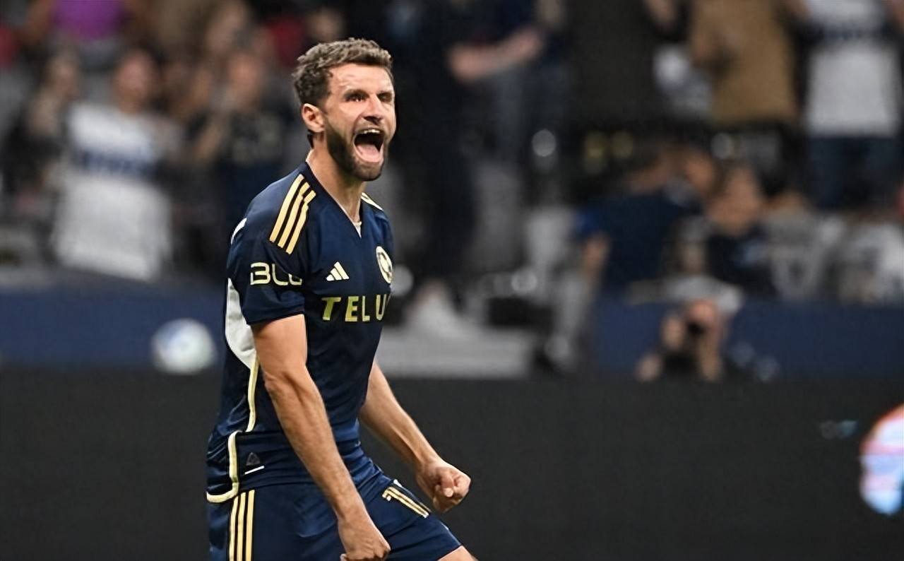 韩国强势曼城，穆勒完成帽子戏法的简单介绍