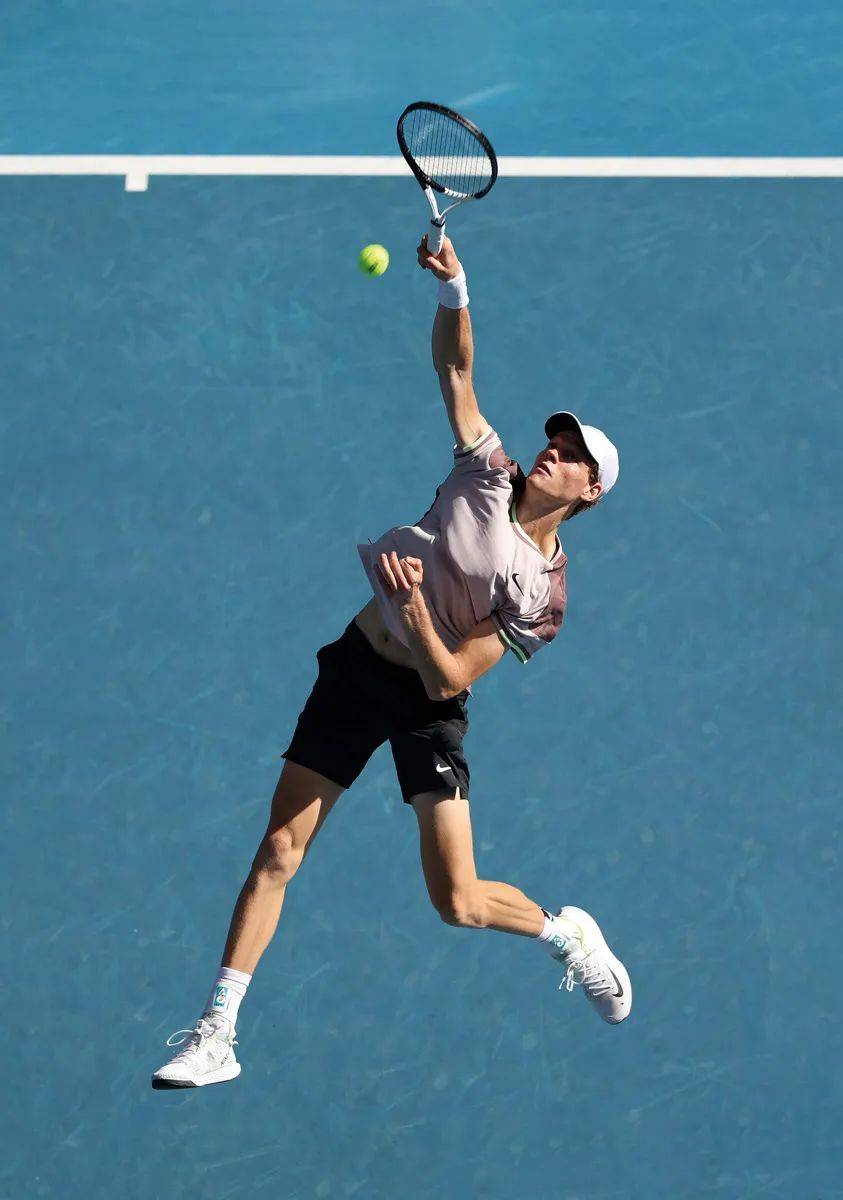 英国网球队逆转日本网球队,费德勒送出助攻 英国网球队逆转日本网球队,费德勒送出助攻