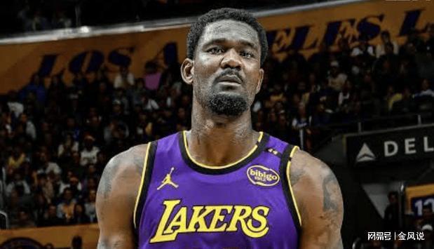 意大利男篮翻盘墨西哥男篮，艾顿制霸全场