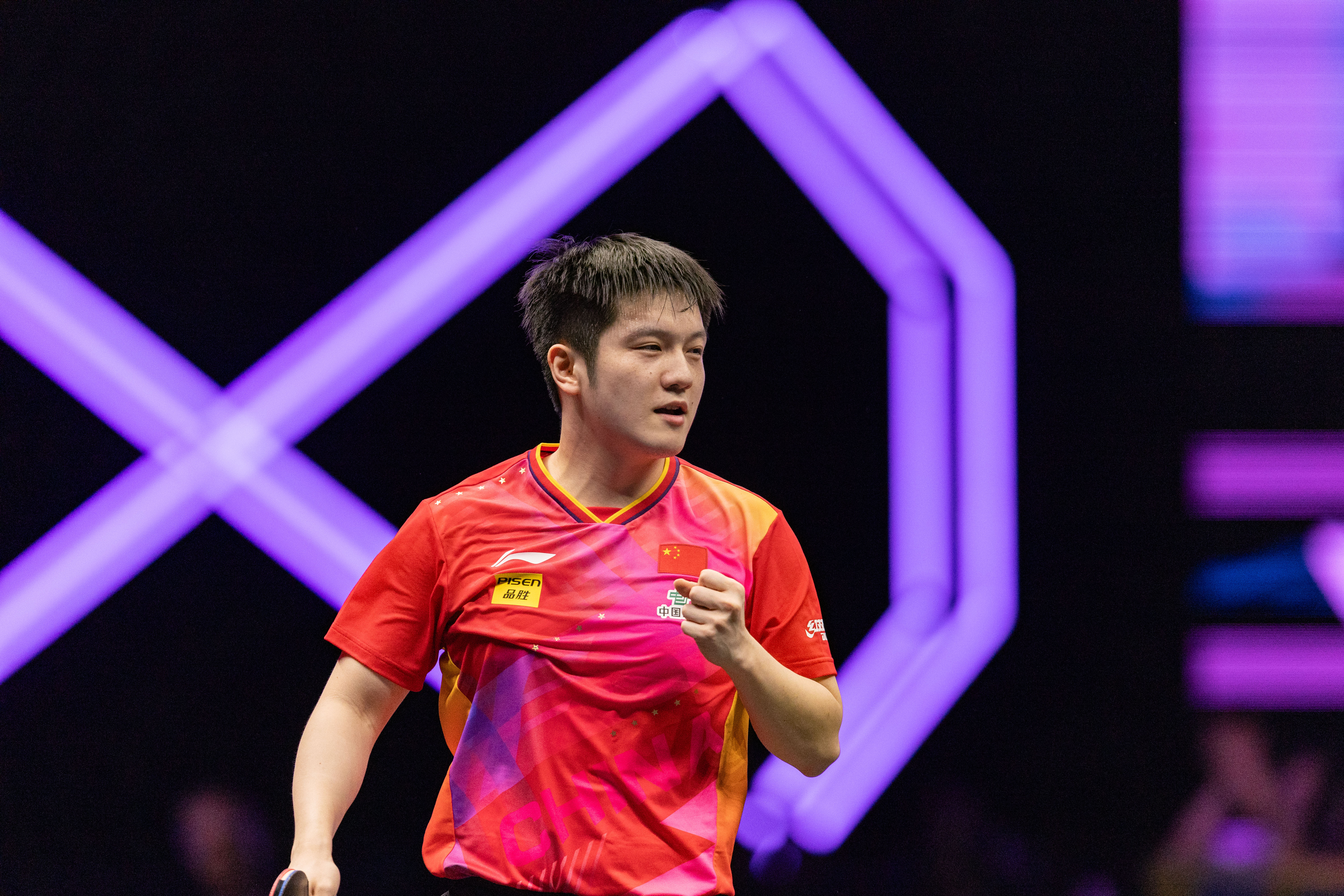 波兰乒乓球队横扫英国乒乓球队，樊振东高光表现