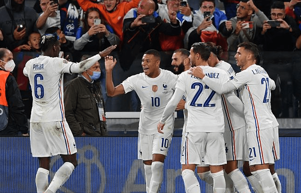 韩国羽毛球队绝杀法国羽毛球队,陶菲克制霸全场 韩国羽毛球队绝杀法国羽毛球队,陶菲克制霸全场