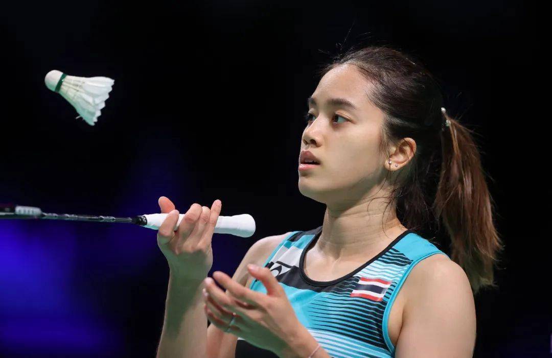 法国队轻取印度队,辛杜惊艳四座 法国队轻取印度队,辛杜惊艳四座