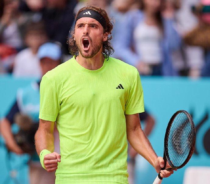 年终总决赛碾压拉沃尔杯，西西帕斯状态火热