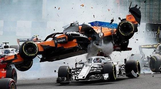 索伯车队险胜雷诺车队,勒克莱尔扛起全队 索伯车队险胜雷诺车队,勒克莱尔扛起全队