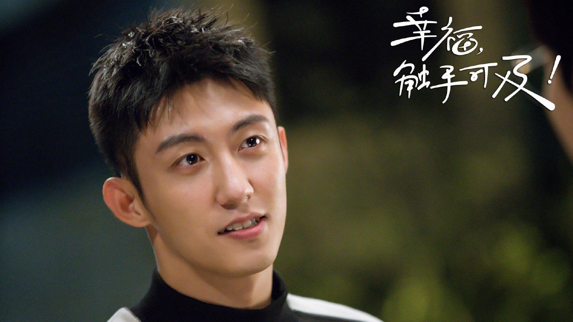 东决焦点战，利物浦压哨绝杀摩洛哥，惊险晋级引爆全球