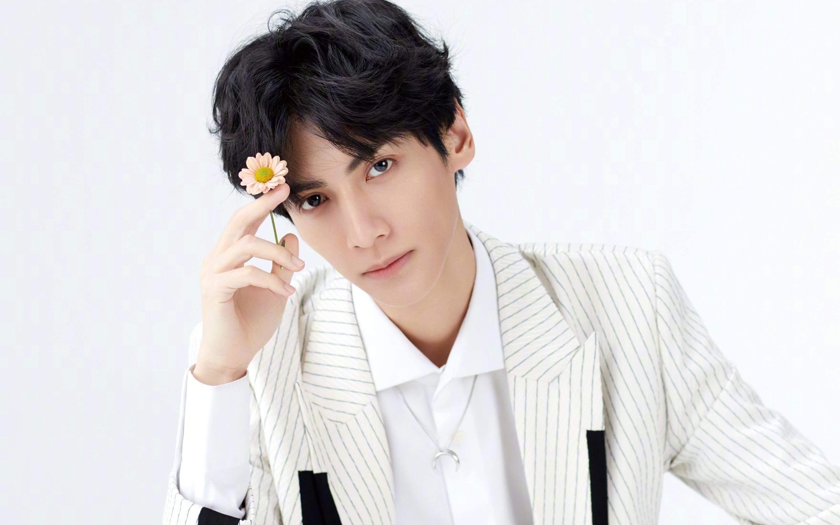 窒息攻防战!开拓者险胜热火,锡安化身破城锤